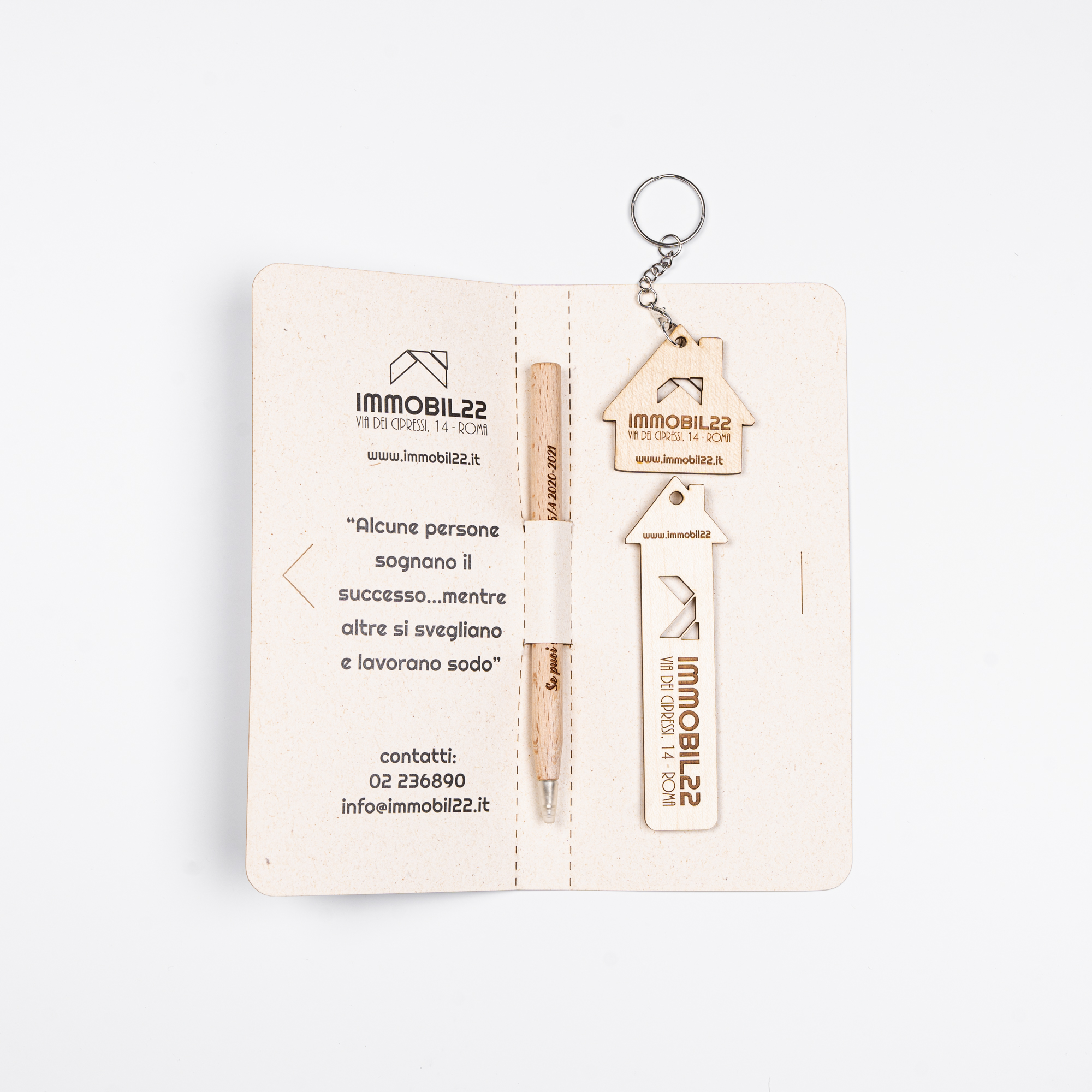 Set azienda - cartoncino + segnalibro + portachiavi + penna in legno Alice