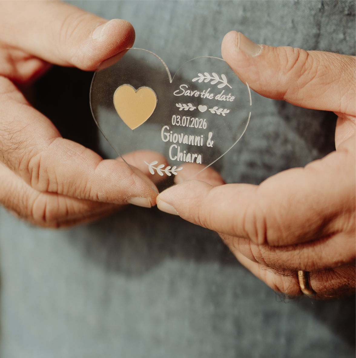 save the date in plexiglass o in legno personalizzati ocn incisione laser